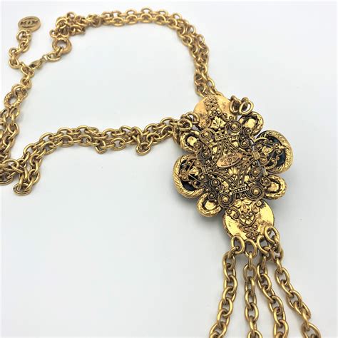 chanel 2cc8 gold plated necklace|chanel ring necklace.